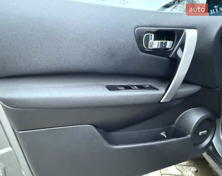 Серый Ниссан Кашкай 2, объемом двигателя 1.5 л и пробегом 210 тыс. км за 10500 $, фото 19 на Automoto.ua