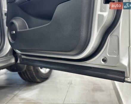 Сірий Ніссан Кашкай 2, об'ємом двигуна 2 л та пробігом 84 тис. км за 12500 $, фото 112 на Automoto.ua