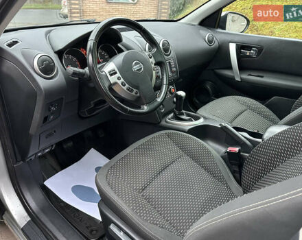 Серый Ниссан Кашкай 2, объемом двигателя 1.6 л и пробегом 107 тыс. км за 8950 $, фото 29 на Automoto.ua