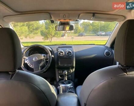Серый Ниссан Кашкай 2, объемом двигателя 2 л и пробегом 236 тыс. км за 12000 $, фото 1 на Automoto.ua