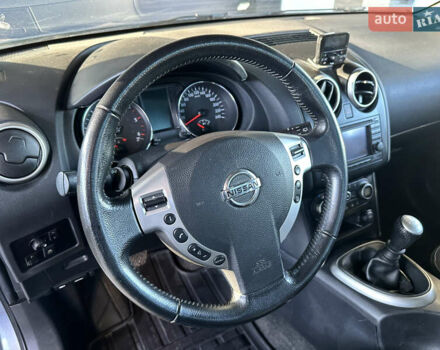 Сірий Ніссан Кашкай 2, об'ємом двигуна 1.5 л та пробігом 138 тис. км за 10700 $, фото 49 на Automoto.ua