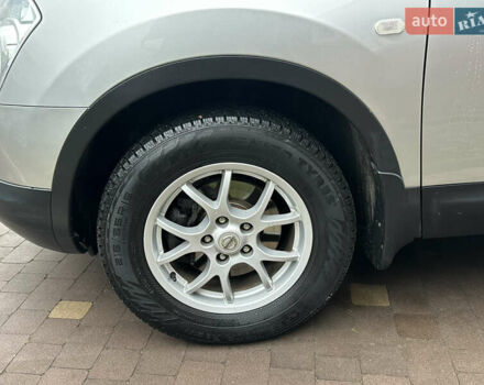 Серый Ниссан Кашкай 2, объемом двигателя 1.6 л и пробегом 107 тыс. км за 8950 $, фото 56 на Automoto.ua