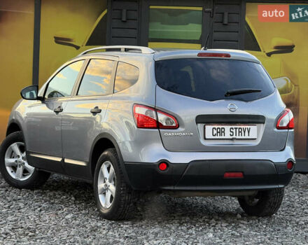 Сірий Ніссан Кашкай 2, об'ємом двигуна 1.6 л та пробігом 205 тис. км за 9999 $, фото 11 на Automoto.ua