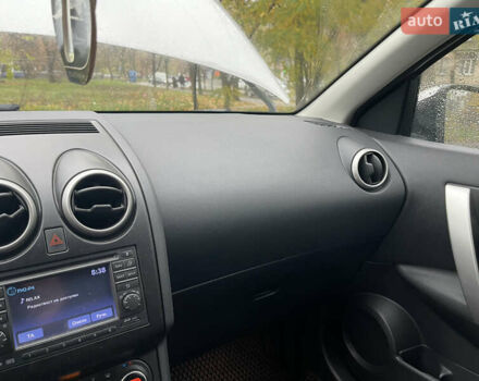 Сірий Ніссан Кашкай 2, об'ємом двигуна 1.5 л та пробігом 224 тис. км за 9700 $, фото 15 на Automoto.ua