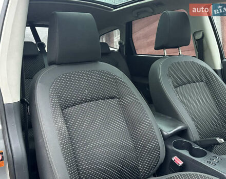 Серый Ниссан Кашкай 2, объемом двигателя 1.6 л и пробегом 107 тыс. км за 8950 $, фото 65 на Automoto.ua