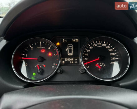 Сірий Ніссан Кашкай 2, об'ємом двигуна 2 л та пробігом 236 тис. км за 9350 $, фото 21 на Automoto.ua