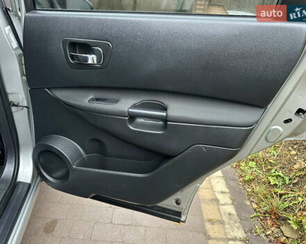 Серый Ниссан Кашкай 2, объемом двигателя 1.6 л и пробегом 107 тыс. км за 8950 $, фото 22 на Automoto.ua