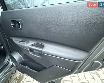 Серый Ниссан Кашкай 2, объемом двигателя 1.5 л и пробегом 210 тыс. км за 10500 $, фото 12 на Automoto.ua