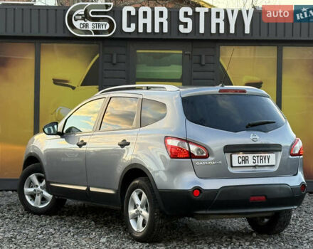 Сірий Ніссан Кашкай 2, об'ємом двигуна 1.6 л та пробігом 205 тис. км за 9999 $, фото 2 на Automoto.ua