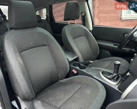 Серый Ниссан Кашкай 2, объемом двигателя 1.6 л и пробегом 107 тыс. км за 8950 $, фото 16 на Automoto.ua