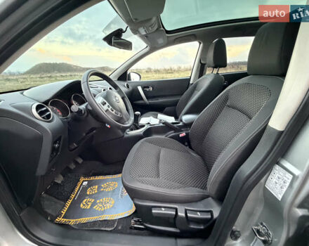 Сірий Ніссан Кашкай 2, об'ємом двигуна 1.6 л та пробігом 205 тис. км за 9777 $, фото 53 на Automoto.ua