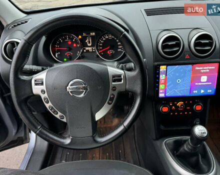 Сірий Ніссан Кашкай 2, об'ємом двигуна 2 л та пробігом 236 тис. км за 9350 $, фото 19 на Automoto.ua