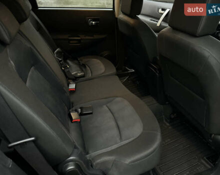 Сірий Ніссан Кашкай 2, об'ємом двигуна 2 л та пробігом 236 тис. км за 9350 $, фото 29 на Automoto.ua