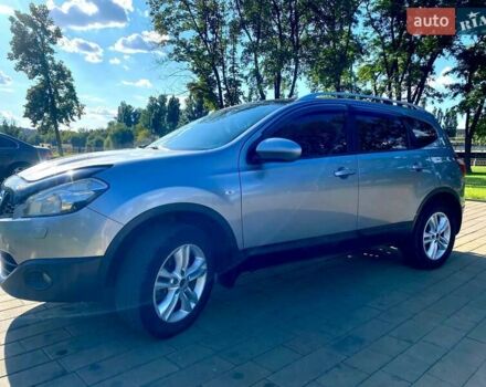 Серый Ниссан Кашкай 2, объемом двигателя 2 л и пробегом 236 тыс. км за 12000 $, фото 27 на Automoto.ua