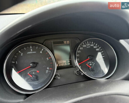 Сірий Ніссан Кашкай 2, об'ємом двигуна 1.5 л та пробігом 200 тис. км за 12100 $, фото 27 на Automoto.ua