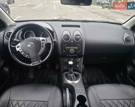 Серый Ниссан Кашкай 2, объемом двигателя 2 л и пробегом 243 тыс. км за 9700 $, фото 10 на Automoto.ua