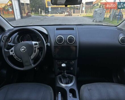 Ниссан Кашкай 2 2010 в Хмельницком на Automoto.ua Серый Ниссан Кашкай 2, объемом двигателя 2 л и пробегом 234 тыс. км за 9900 $, фото 13 на Automoto.ua
