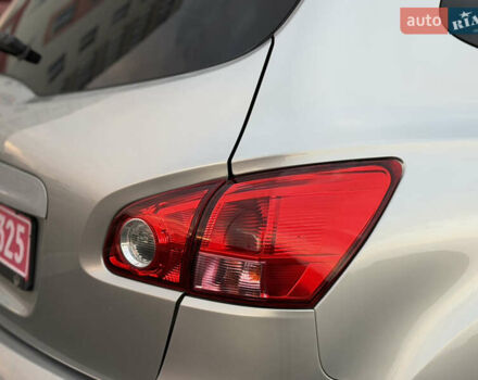 Сірий Ніссан Кашкай 2, об'ємом двигуна 1.6 л та пробігом 205 тис. км за 9777 $, фото 12 на Automoto.ua