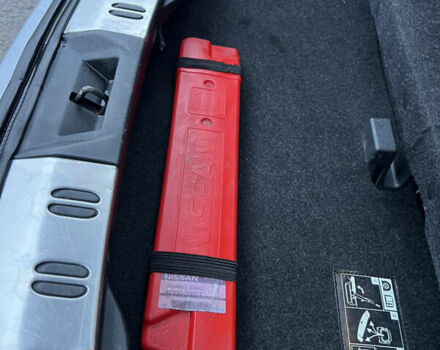 Серый Ниссан Кашкай 2, объемом двигателя 2 л и пробегом 178 тыс. км за 11200 $, фото 64 на Automoto.ua