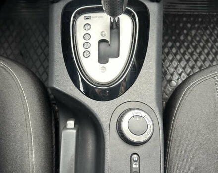 Серый Ниссан Кашкай 2, объемом двигателя 2 л и пробегом 236 тыс. км за 12900 $, фото 14 на Automoto.ua