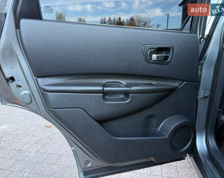 Сірий Ніссан Кашкай 2, об'ємом двигуна 1.5 л та пробігом 229 тис. км за 11600 $, фото 65 на Automoto.ua