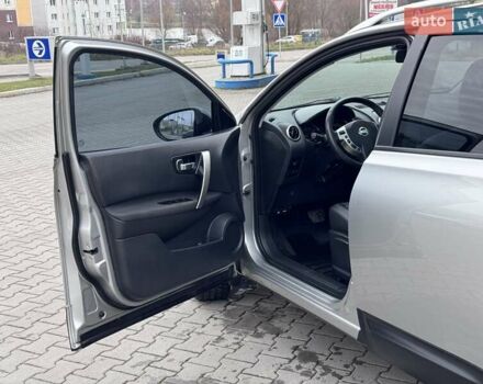 Серый Ниссан Кашкай 2, объемом двигателя 2 л и пробегом 220 тыс. км за 9900 $, фото 17 на Automoto.ua