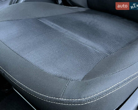 Серый Ниссан Кашкай 2, объемом двигателя 2 л и пробегом 178 тыс. км за 11200 $, фото 24 на Automoto.ua