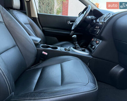 Сірий Ніссан Кашкай 2, об'ємом двигуна 1.5 л та пробігом 229 тис. км за 11600 $, фото 74 на Automoto.ua