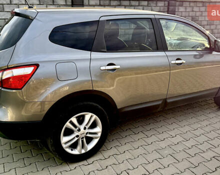 Серый Ниссан Кашкай 2, объемом двигателя 2 л и пробегом 193 тыс. км за 9700 $, фото 2 на Automoto.ua