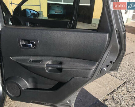 Сірий Ніссан Кашкай 2, об'ємом двигуна 2 л та пробігом 175 тис. км за 11700 $, фото 7 на Automoto.ua