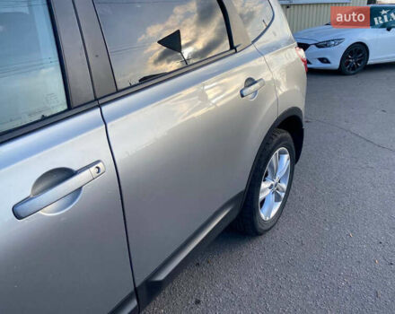 Серый Ниссан Кашкай 2, объемом двигателя 1.5 л и пробегом 217 тыс. км за 10800 $, фото 11 на Automoto.ua