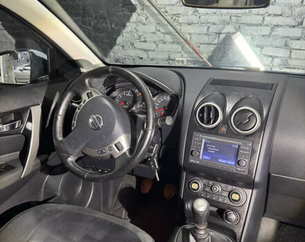 Ниссан Кашкай 2 2011 в Сумах на Automoto.ua Серый Ниссан Кашкай 2, объемом двигателя 2 л и пробегом 170 тыс. км за 11300 $, фото 17 на Automoto.ua