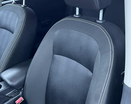 Серый Ниссан Кашкай 2, объемом двигателя 2 л и пробегом 178 тыс. км за 11200 $, фото 25 на Automoto.ua