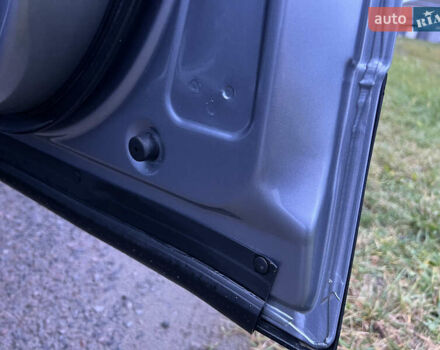 Серый Ниссан Кашкай 2, объемом двигателя 2 л и пробегом 178 тыс. км за 11200 $, фото 74 на Automoto.ua