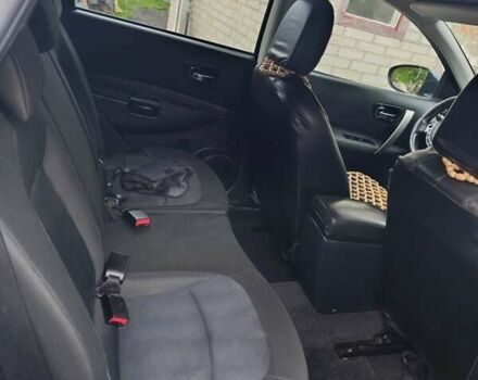 Серый Ниссан Кашкай 2, объемом двигателя 2 л и пробегом 250 тыс. км за 12000 $, фото 2 на Automoto.ua