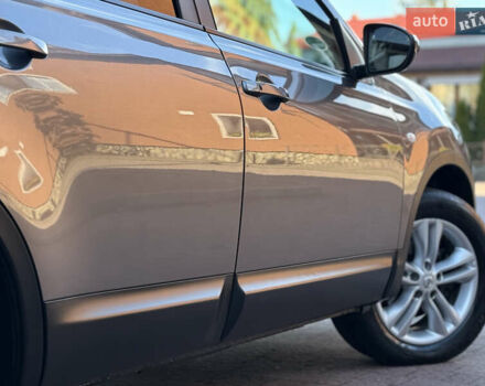 Сірий Ніссан Кашкай 2, об'ємом двигуна 1.5 л та пробігом 229 тис. км за 11600 $, фото 20 на Automoto.ua