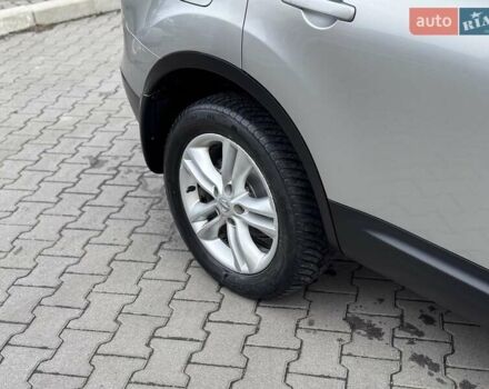 Серый Ниссан Кашкай 2, объемом двигателя 2 л и пробегом 220 тыс. км за 9900 $, фото 32 на Automoto.ua
