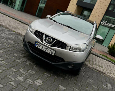 Серый Ниссан Кашкай 2, объемом двигателя 2 л и пробегом 218 тыс. км за 9800 $, фото 2 на Automoto.ua