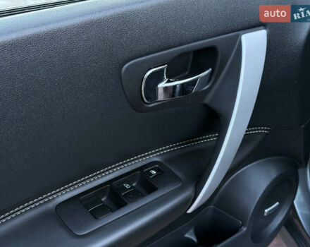 Сірий Ніссан Кашкай 2, об'ємом двигуна 1.5 л та пробігом 229 тис. км за 11600 $, фото 61 на Automoto.ua