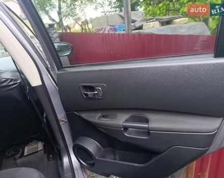 Серый Ниссан Кашкай 2, объемом двигателя 2 л и пробегом 250 тыс. км за 12000 $, фото 6 на Automoto.ua