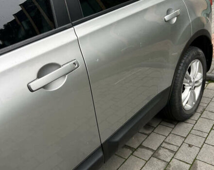 Серый Ниссан Кашкай 2, объемом двигателя 2 л и пробегом 218 тыс. км за 9800 $, фото 10 на Automoto.ua