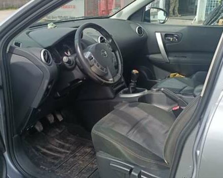 Сірий Ніссан Кашкай 2, об'ємом двигуна 2 л та пробігом 231 тис. км за 10700 $, фото 16 на Automoto.ua