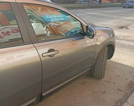 Сірий Ніссан Кашкай 2, об'ємом двигуна 2 л та пробігом 165 тис. км за 11300 $, фото 3 на Automoto.ua