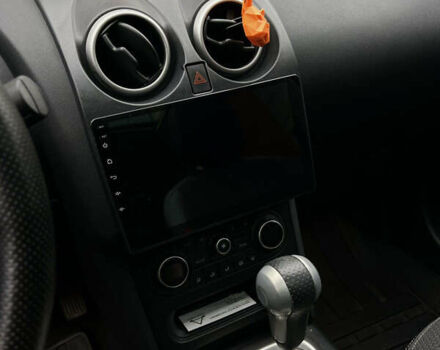 Серый Ниссан Кашкай 2, объемом двигателя 2 л и пробегом 218 тыс. км за 9800 $, фото 21 на Automoto.ua