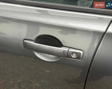 Серый Ниссан Кашкай 2, объемом двигателя 2 л и пробегом 230 тыс. км за 12200 $, фото 16 на Automoto.ua