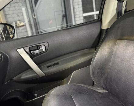 Ниссан Кашкай 2 2011 в Сумах на Automoto.ua Серый Ниссан Кашкай 2, объемом двигателя 2 л и пробегом 170 тыс. км за 11300 $, фото 35 на Automoto.ua