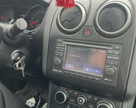 Серый Ниссан Кашкай 2, объемом двигателя 1.5 л и пробегом 274 тыс. км за 17000 $, фото 6 на Automoto.ua