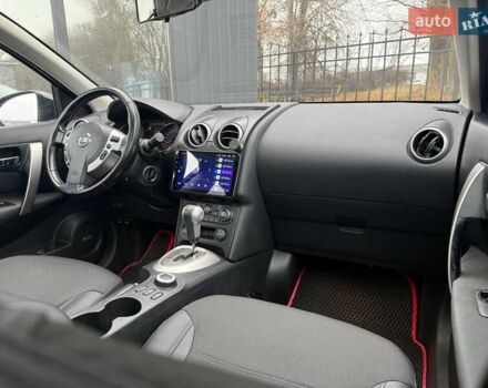 Серый Ниссан Кашкай 2, объемом двигателя 2 л и пробегом 230 тыс. км за 12200 $, фото 26 на Automoto.ua