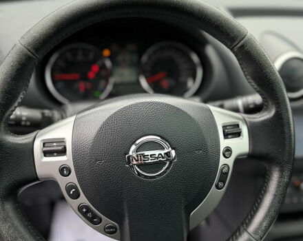 Серый Ниссан Кашкай 2, объемом двигателя 2 л и пробегом 168 тыс. км за 10700 $, фото 25 на Automoto.ua