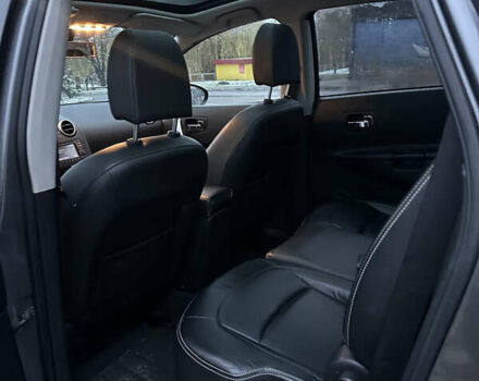 Сірий Ніссан Кашкай 2, об'ємом двигуна 1.6 л та пробігом 240 тис. км за 11199 $, фото 27 на Automoto.ua